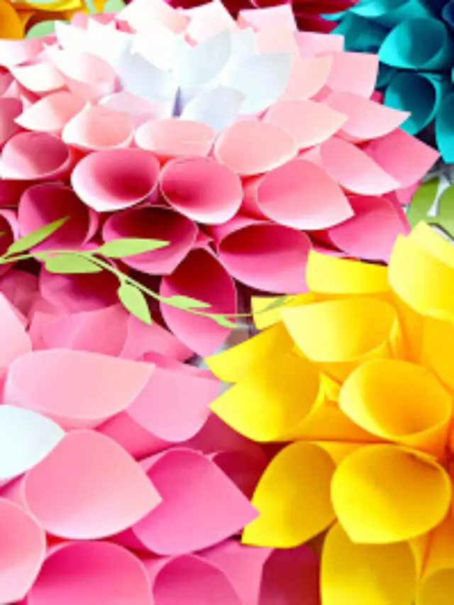 DIY Giant Dahlia Paper Flowers: How to Make Large Paper Dahlias