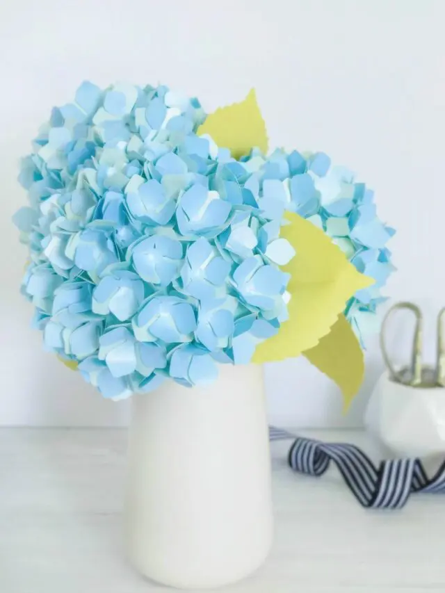 DIY Paper Hydrangea Flowers: Templates and Tutorial Story