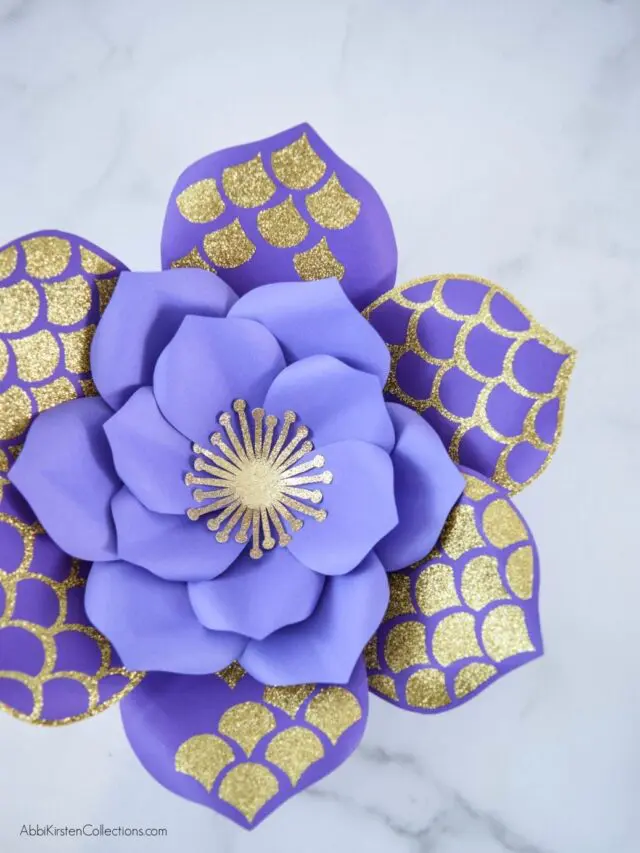 cropped-mermaid-flowers-05561.jpg