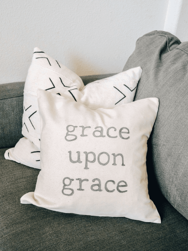 Quick DIY Throw Pillow Cover Story