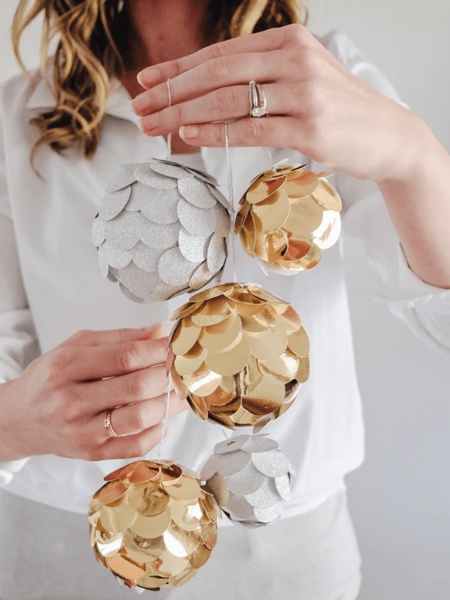 Silver and Gold Christmas Ornaments: Easy DIY Christmas Craft Story
