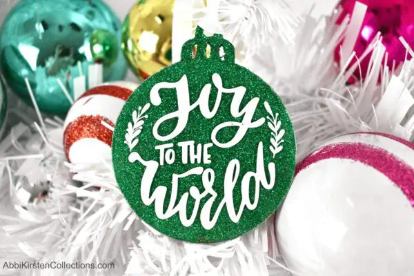 How to make Christmas ornaments with vinyl.