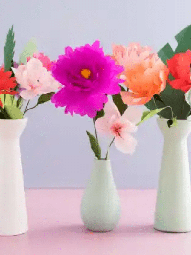 Making Crepe Paper Flowers Cover Image