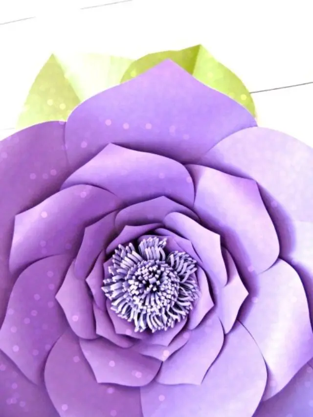 Paper Flower Centers_ 5 Ways to Make Centers for Giant Flowers cover