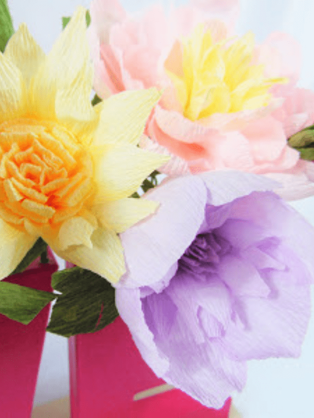 DIY Typography Vase With Crepe Paper Flowers Story