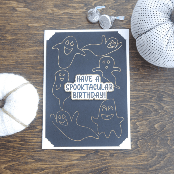 Halloween -ghost card made with Cricut