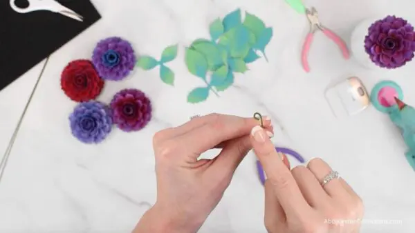 curling the wire stem