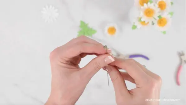 curving the wire stem