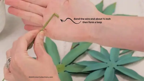 bending wire for the agave plant stem