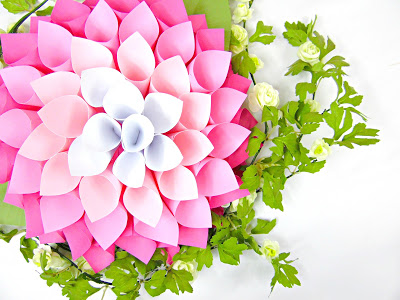 DIY Giant Dahlia Paper Flowers: How to Make Large Paper Dahlias