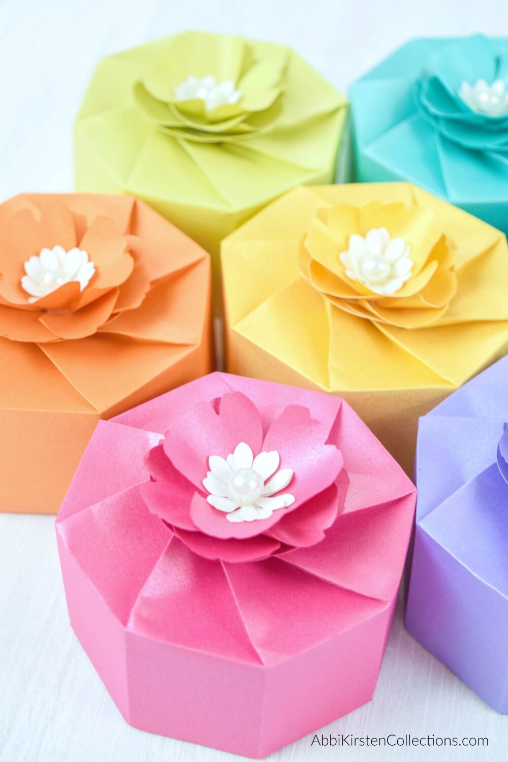 How to Make a Folded Paper Gift Box