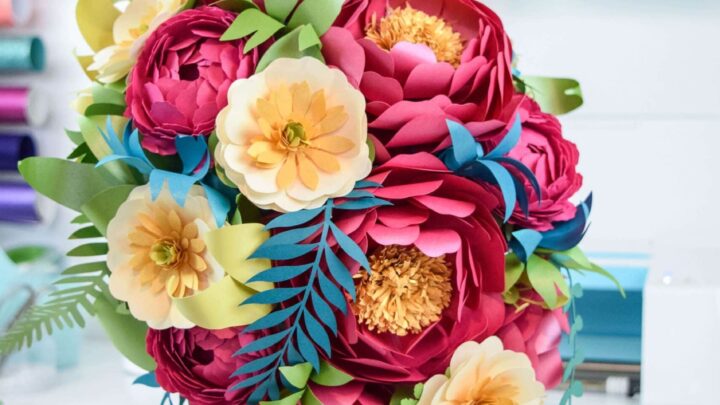 DIY How to Wrap Flower Bouquet Using Kraft Paper [Felt Hydrangea