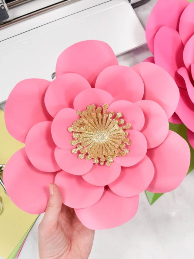 Easy Method When Building Giant Paper Flowers Story