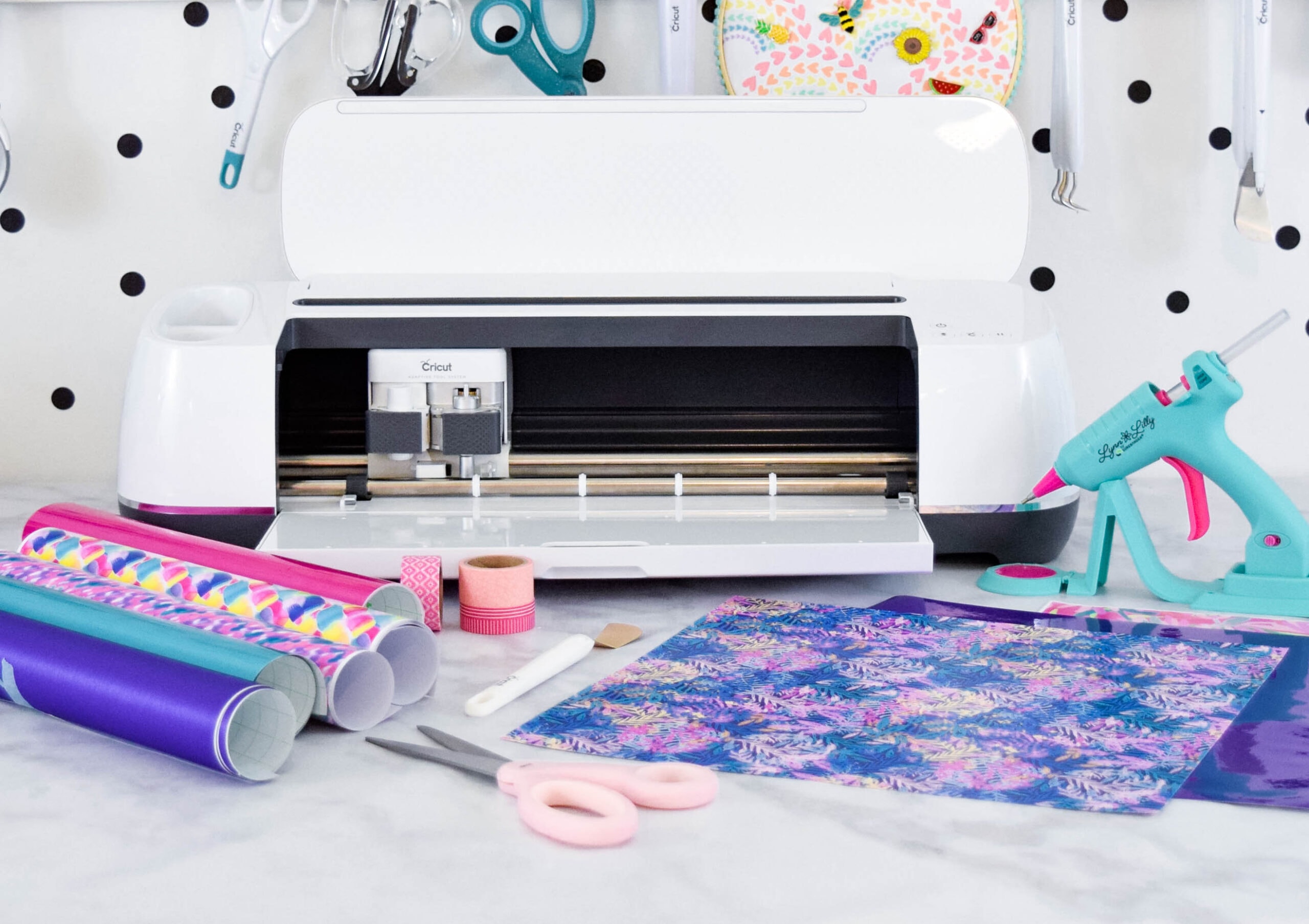 How Does a Cricut Machine Work and What Does it Do?