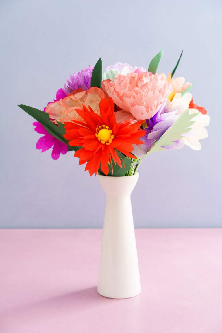 Making Crepe Paper Flowers – The Secrets to Creating Stunning Blooms