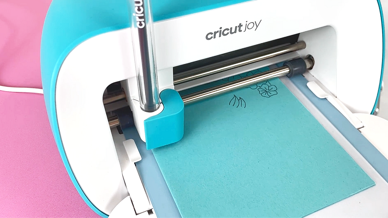 Cricut Joy Materials and Accessories That You'll Need Story - Abbi