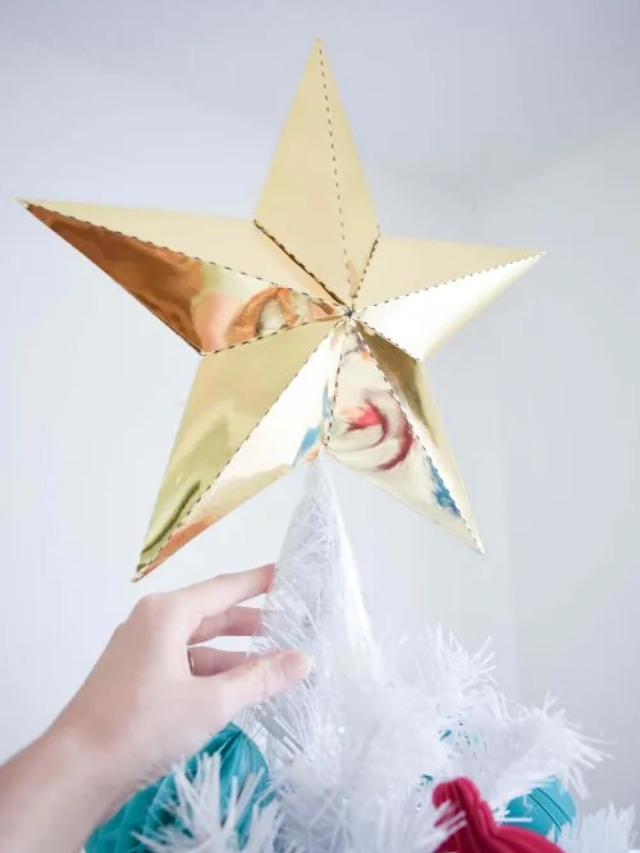 DIY Paper Christmas Tree Star Topper Story