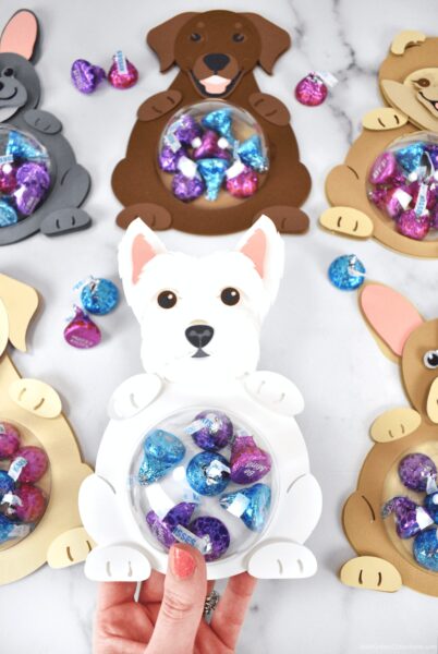Christmas ornament craft project. Candy ornament holder craft with puppy dogs. Download the SVG files for Cricut and other machines here. 