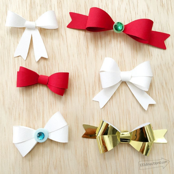 Paper bows made with Cricut. 