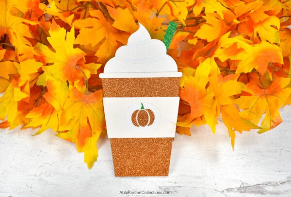Free pumpkin spice SVG gift card holder. Use your Cricut to make these coffee cup card holders. Download the free SVG cut files.